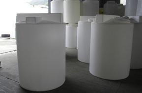 PE水箱-PE加药箱-滚塑制品开发_慈溪市君益塑业